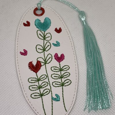 Marque pages coeur fleuri