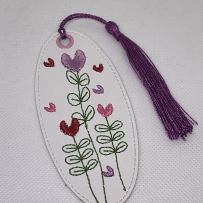 Marque pages coeur fleuri