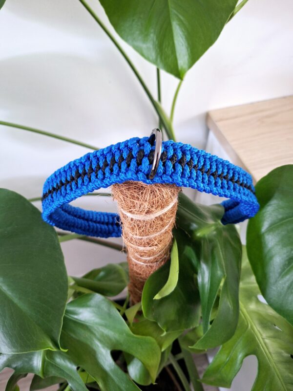 collier bleu paracode bleu/noir