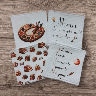 Lot de 4 lingettes lavables personnalisées – Cadeau ATSEM