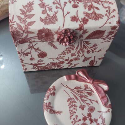 Boite et coupelle assortis