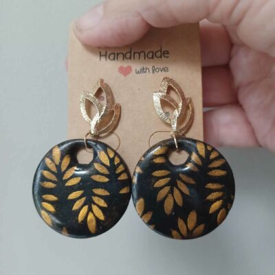Boucles d'oreilles feuilles d'or