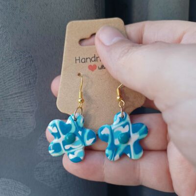 Boucles d'oreilles fleur bleue