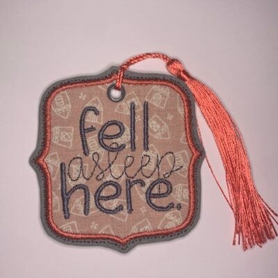 Marque pages "fell asleep here"