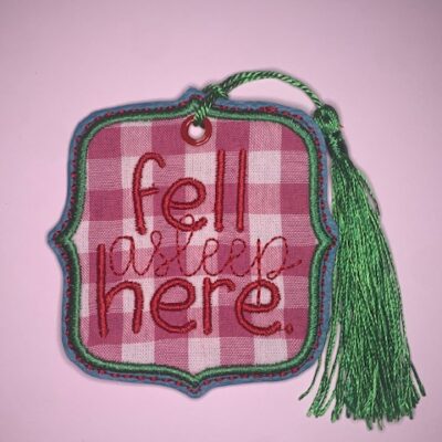 Marque pages "fell asleep here"