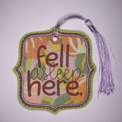 Marque pages "fell asleep here"