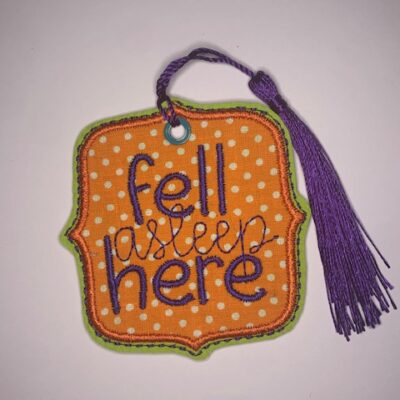 Marque pages "fell asleep here"
