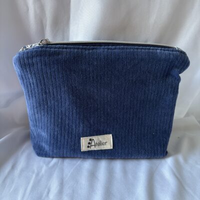 Pochette en velours côtelé bleu