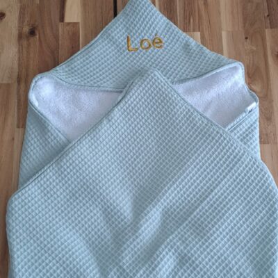 Cape de bain doublée et personnalisable