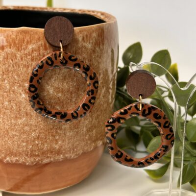 Boucles d’oreilles anneaux léopard marron