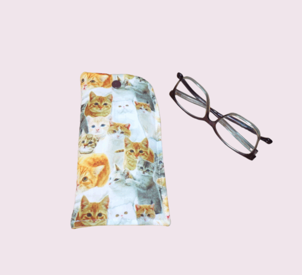 étui à lunettes molletonné fermé par pression, modèle au choix – Image 8