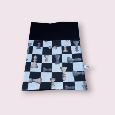 protège registre d'appel, cahier personnalisable, cadeau maîtresse et maître d'école pour format 21 x 29,7 modèle jeu d'échecs