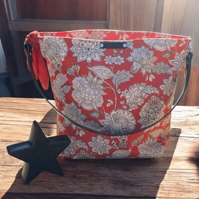 Sac cabas en toile de coton terracota au motif floral