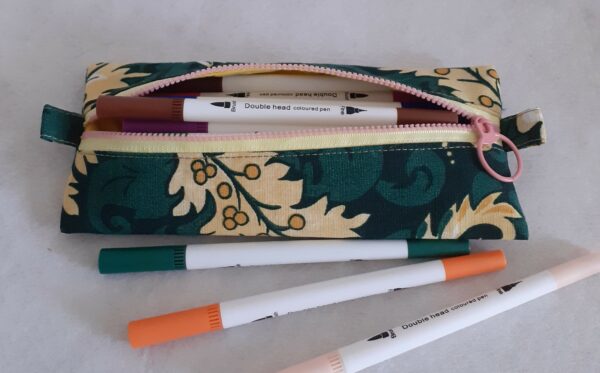 Trousse plate
