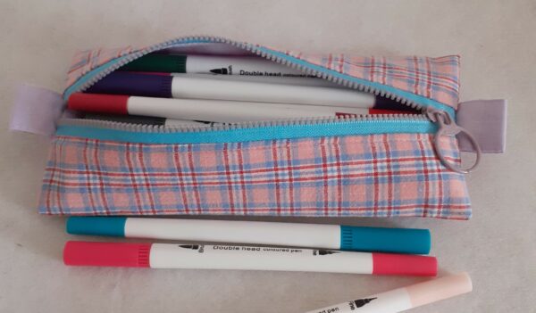 Trousse plate