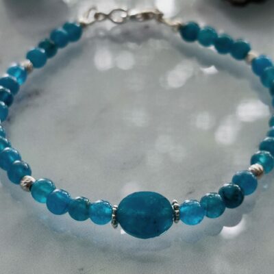 Bracelet en perles d' Apatite bleu et argent 925
