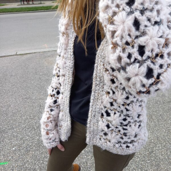 gilet femme beige au crochet