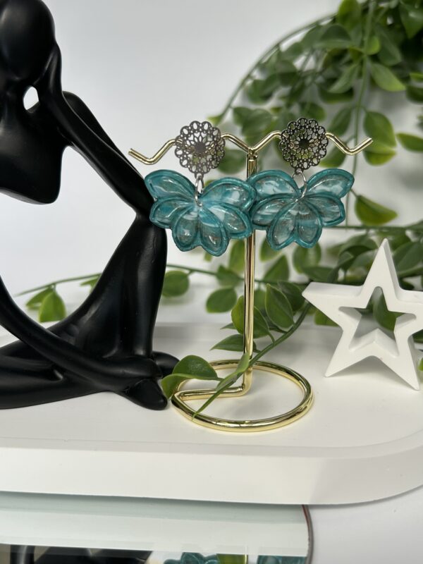 Boucles d’oreilles en pâte polymère « Fleur romantique et bohème » vertes
