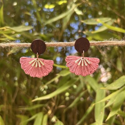 Boucles d’oreilles « Éventail », en pâte polymère, rose