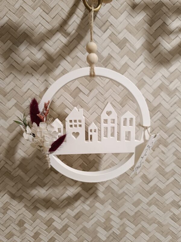 Décoration murale maisonnettes et fleurs séchées – Image 2