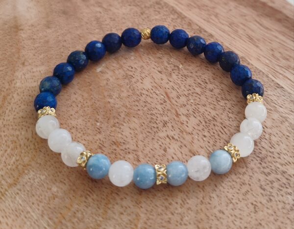 bracelet en perles de lapis lazuli, larimar et pierre de lune