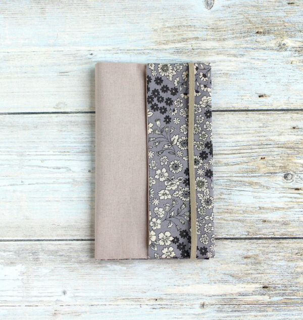 housse chequier tissu fleurs