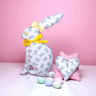 Lapin de Pâques, décoration, pièce unique, modèle oursons sur fond blanc