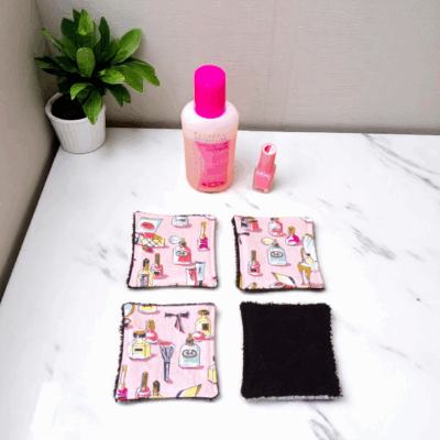 lot de 4 lingettes lavables spécial dissolvant pour vernis à ongles modèle au choix