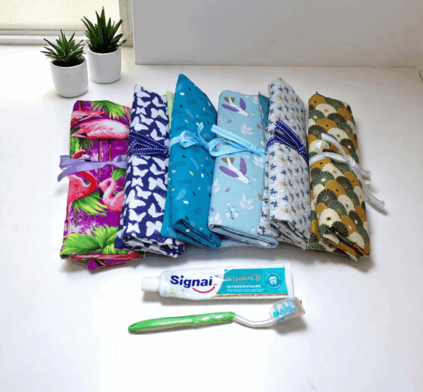 Etui pour brosse à dents modèles au choix