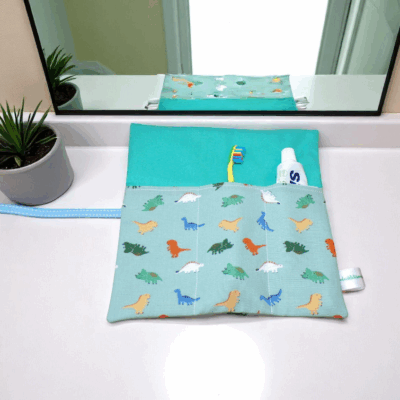 Etui, pochette pour brosse à dents et dentifrice pour garçons modèle au choix
