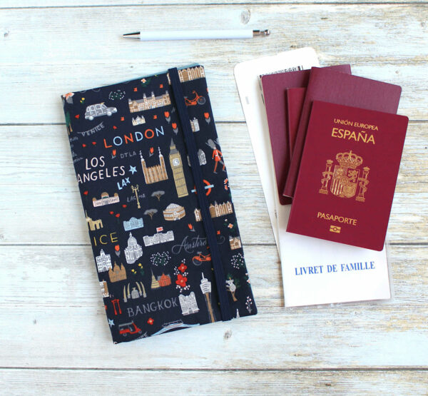 pochette passeports famille