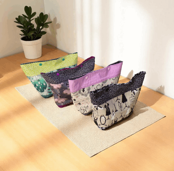 sac, pochette, trousse doublé fermeture bouton pression motif au choix