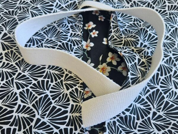 Sac à Tarte – Fleurs d'amandier noir – Porte plat réversible – Image 4