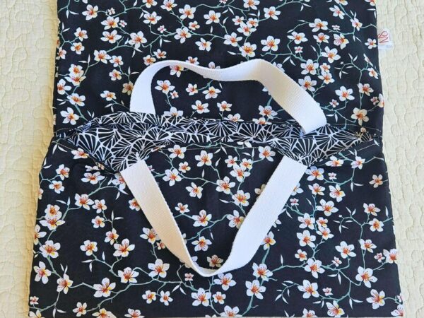 Sac à Tarte – Fleurs d'amandier noir – Porte plat réversible – Image 2