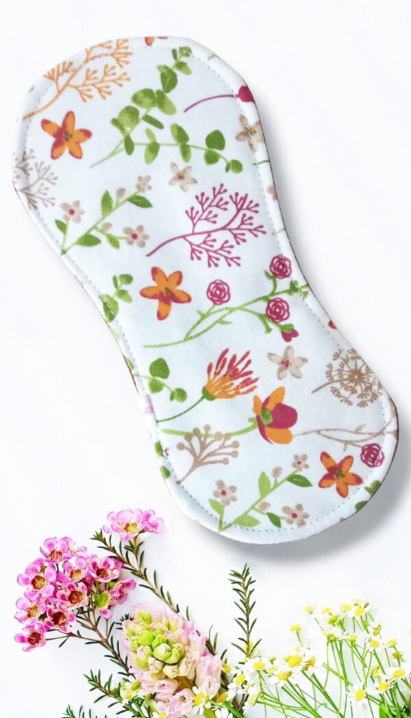 Pack 7 serviettes hygiéniques lavables sans ailettes FLEURS DES CHAMPS - (S/ Flux normaux jour et nuit) - serviettes menstruelles lavables - serviettes hygiéniques alternatives - Zéro déchet - shl - serviettes périodiques