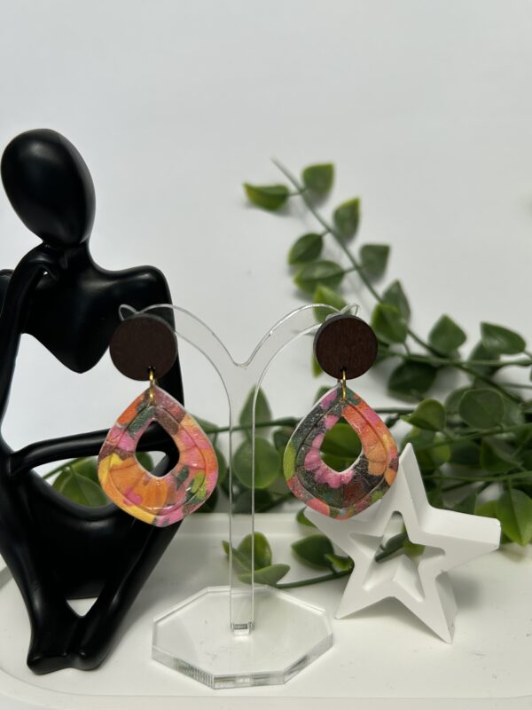 Boucles d’oreilles en pâte polymère et bois, imprimé floral