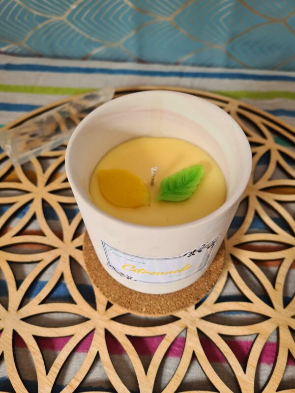 Bougie citronnelle - pot céramique marbré rose – Image 3