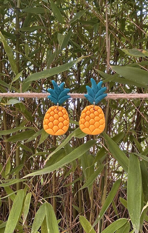 Boucles d’oreilles « Ananas » en pâte polymère, jaunes et vertes