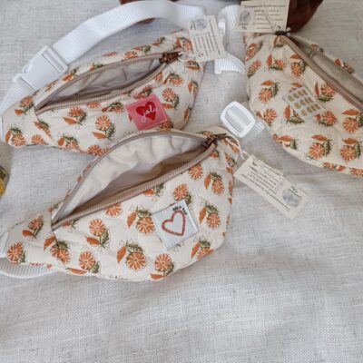 Mini banane matelassée orange