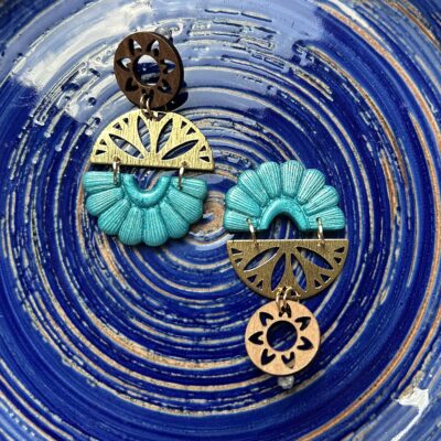 Boucles d’oreilles « Les Solaires » en pâte polymère turquoise