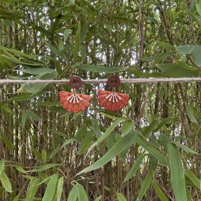 Boucles d’oreilles « Éventail », en pâte polymère orange doré