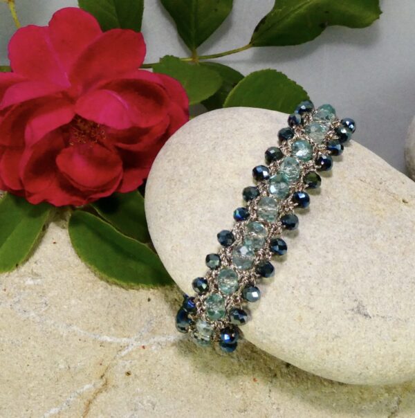 Bracelet bohème chic au crochet TRIO de perles en verre – Image 2