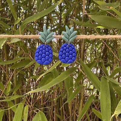 Boucles d’oreilles « Ananas » en pâte polymère, bleues et vert pâle