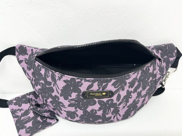 Sac banane violet fleurs noires – Image 2