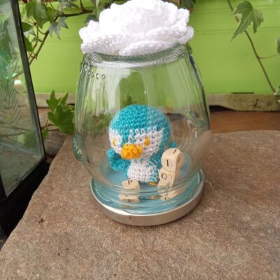 Mini Amigurumi dans son pot "pingouin"