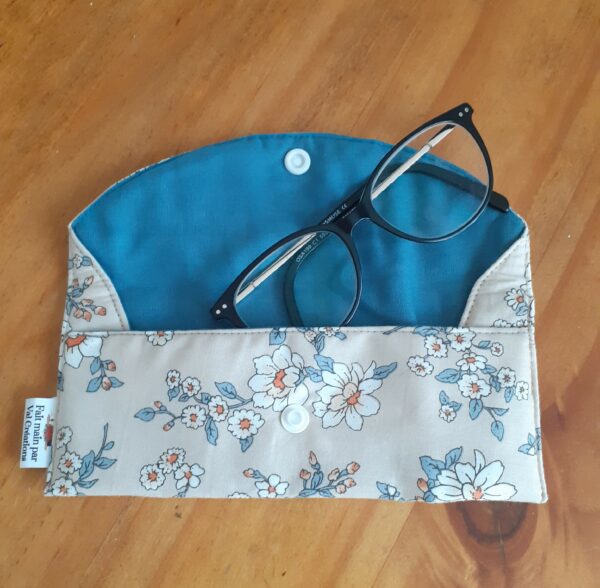 Etui à lunettes fleuri – Image 3