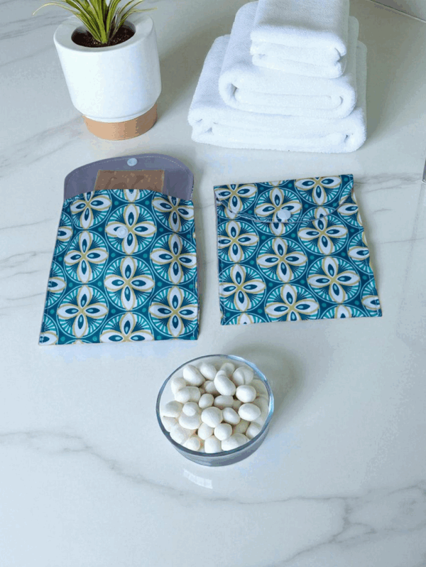 pochette, étui imperméable pour savon, shampoing ou déodorant solide