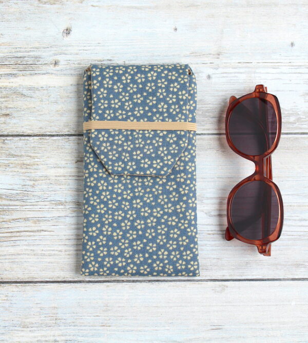 Étui à lunettes tissu japonais fleurs, pochette lunettes molletonnée, accessoire japonais – Image 3