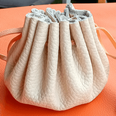 Bourse en cuir souple