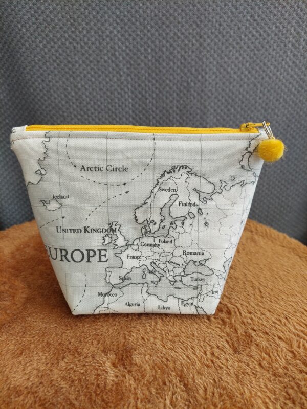 Petite pochette voyage multi usages – Image 2